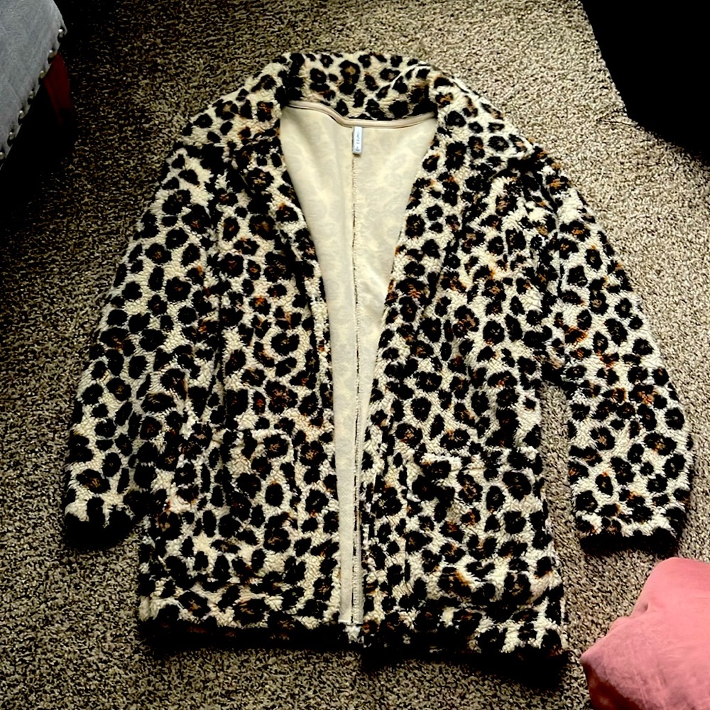 ZSupply leopard print coat. Size Large only worn a couple times.